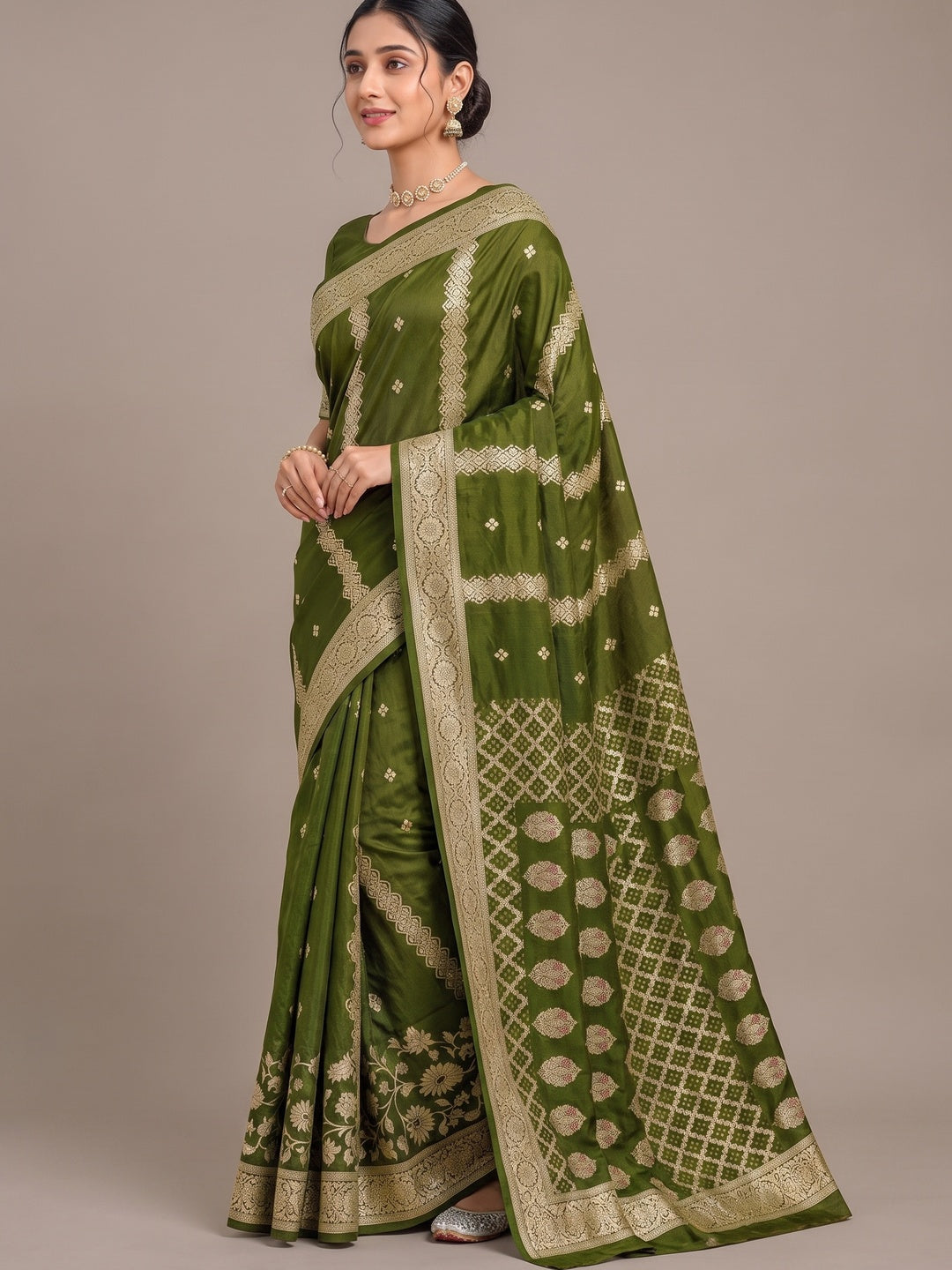 Peachmode Green Dola Silk Woven Saree - Image 5