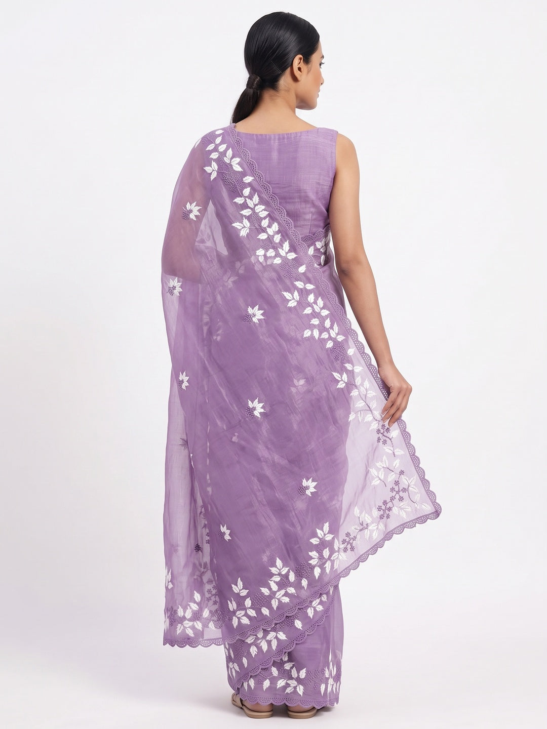 Purple Organza Saree Featuring Fine Floral Embroidery - Image 2