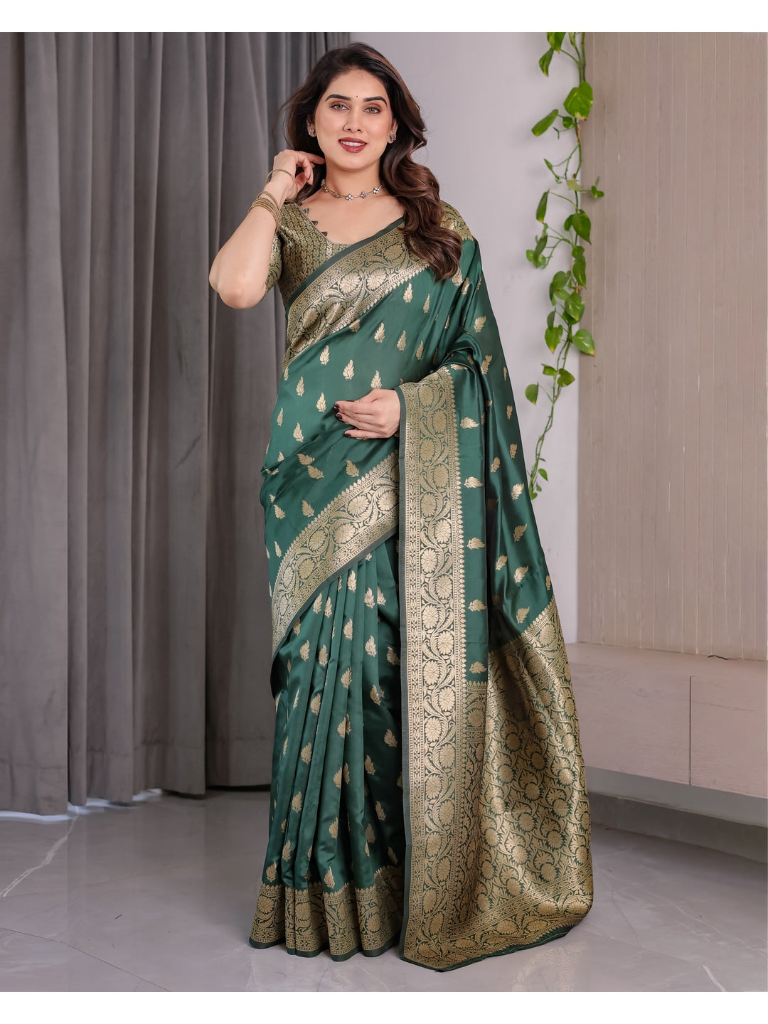 Green Soft Lichi Silk Saree with Zari Woven Border - Image 5