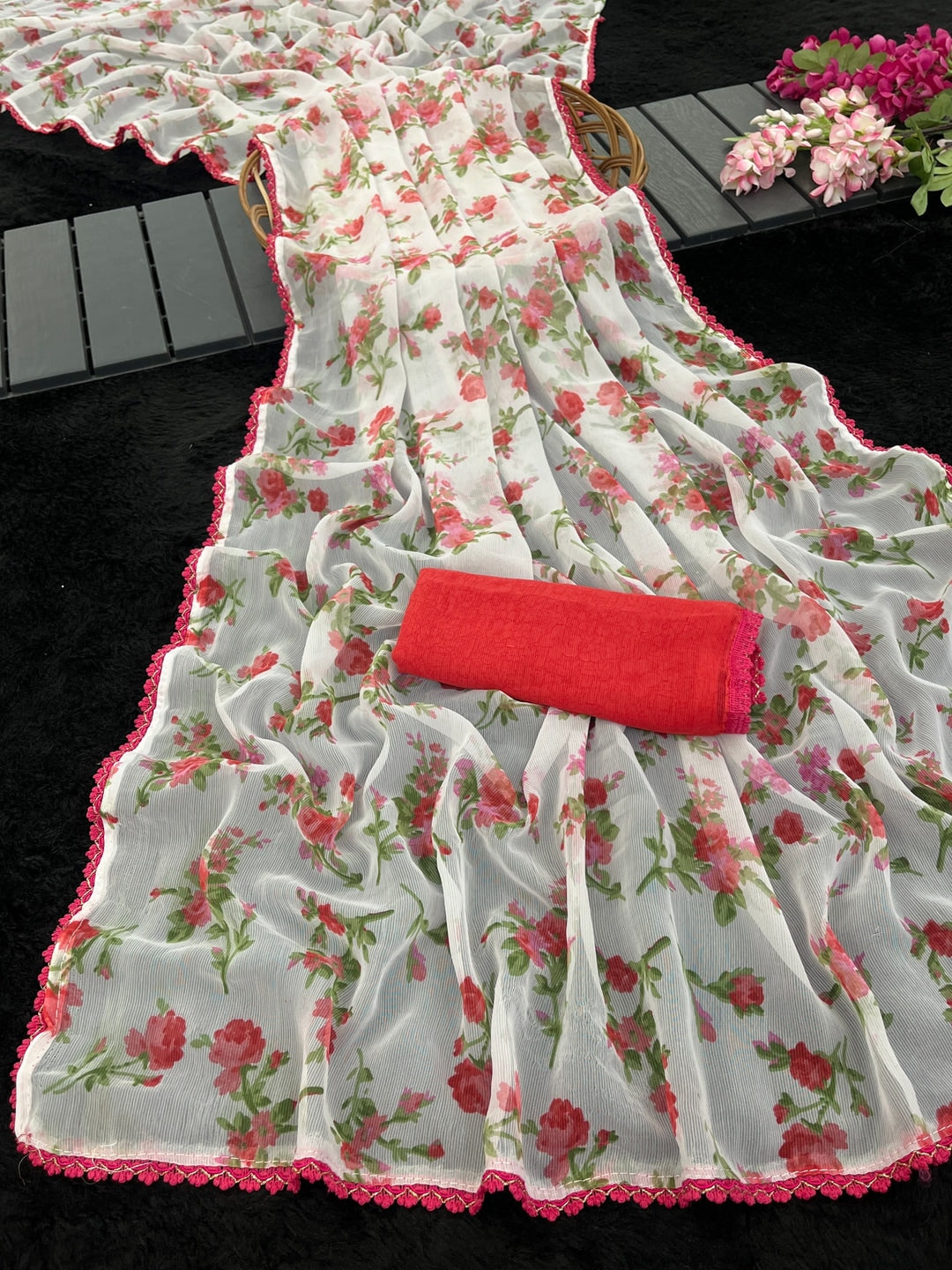 Pink Heavy Chiffon Daily Wear Saree with Fancy Lace Border - Image 4