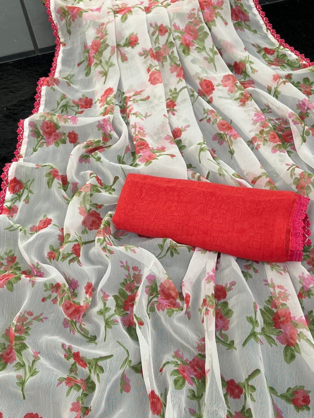 Pink Heavy Chiffon Daily Wear Saree with Fancy Lace Border - Image 5