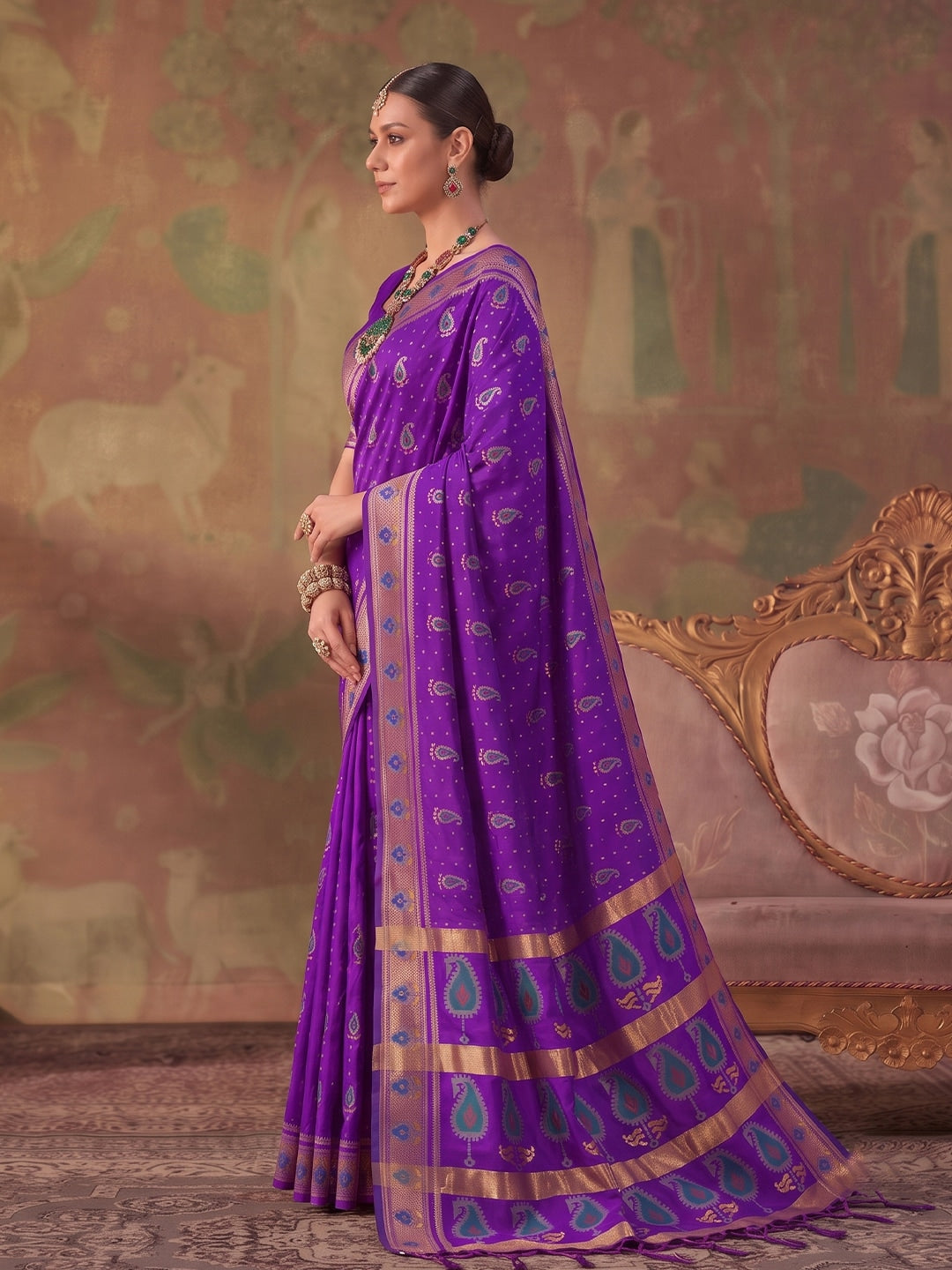Peachmode Violet Soft Silk Woven Saree - Image 3