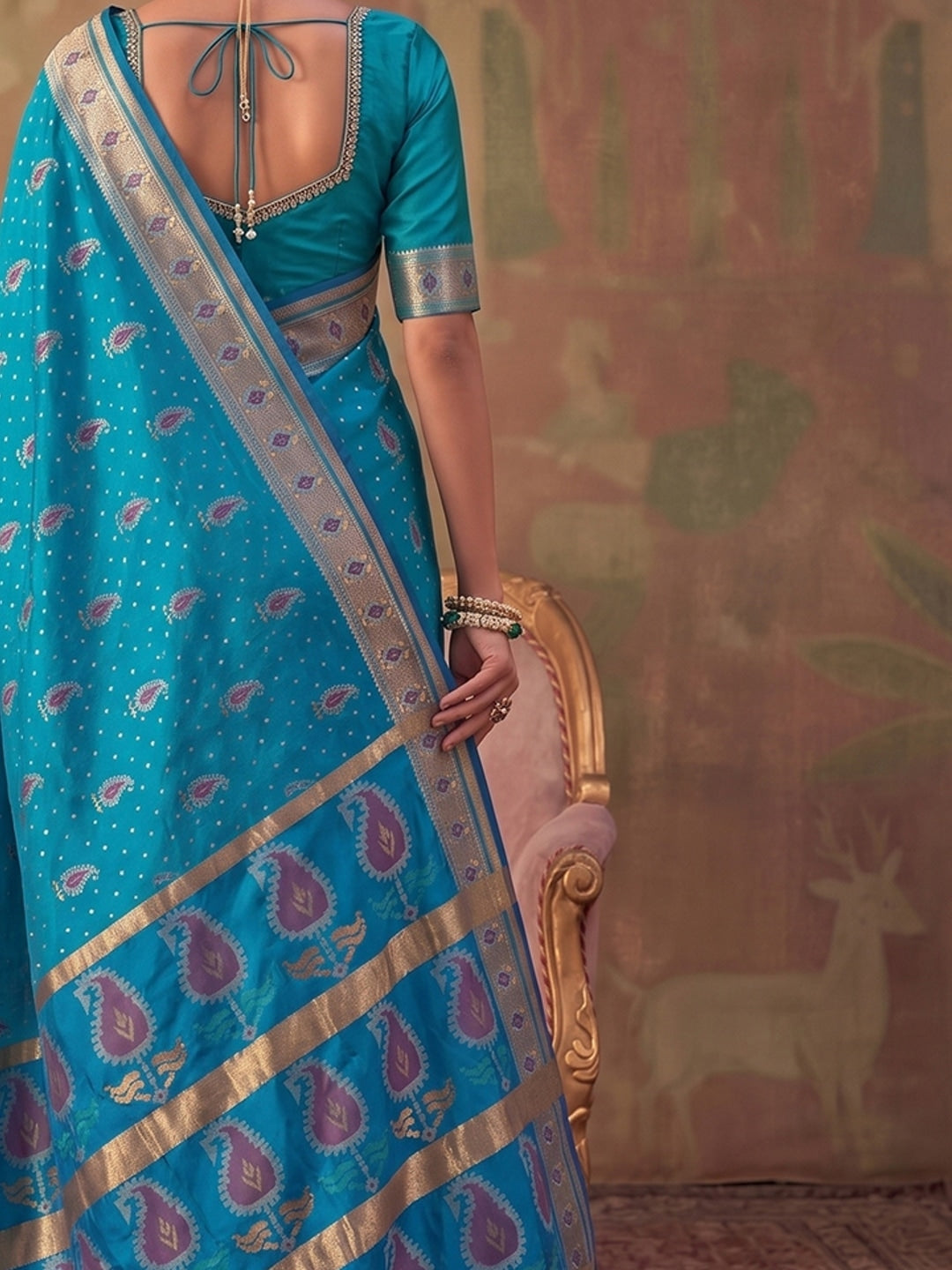 Peachmode Rama Soft Silk Woven Saree - Image 5