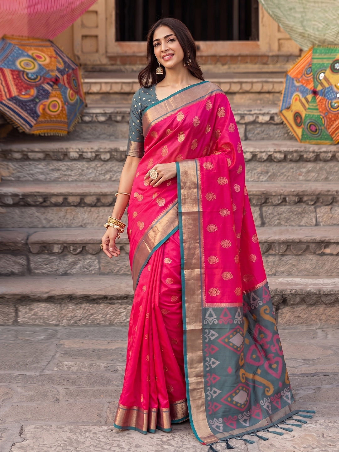 Peachmode Pink Soft Silk Woven Saree - Image 1