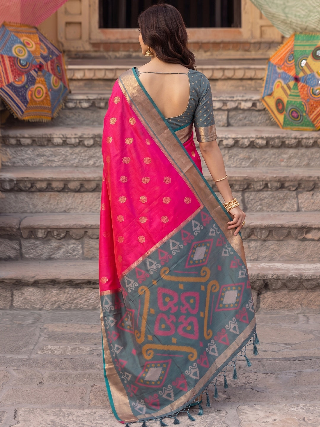 Peachmode Pink Soft Silk Woven Saree - Image 3