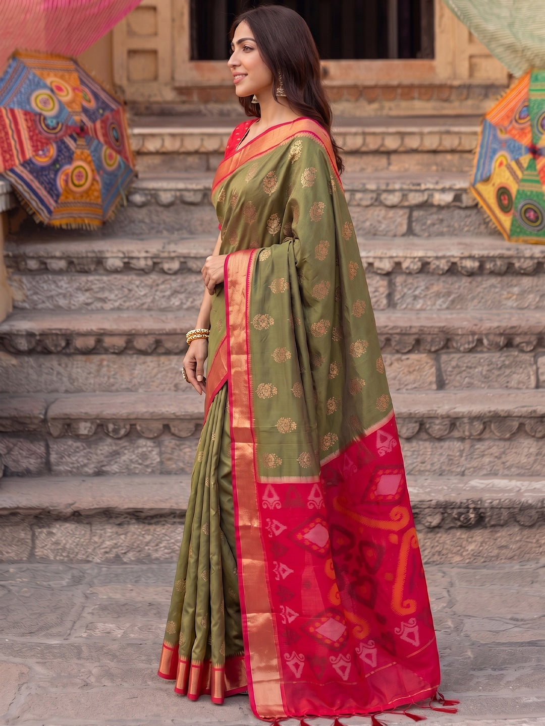 Peachmode Mehandi Soft Silk Woven Saree - Image 3