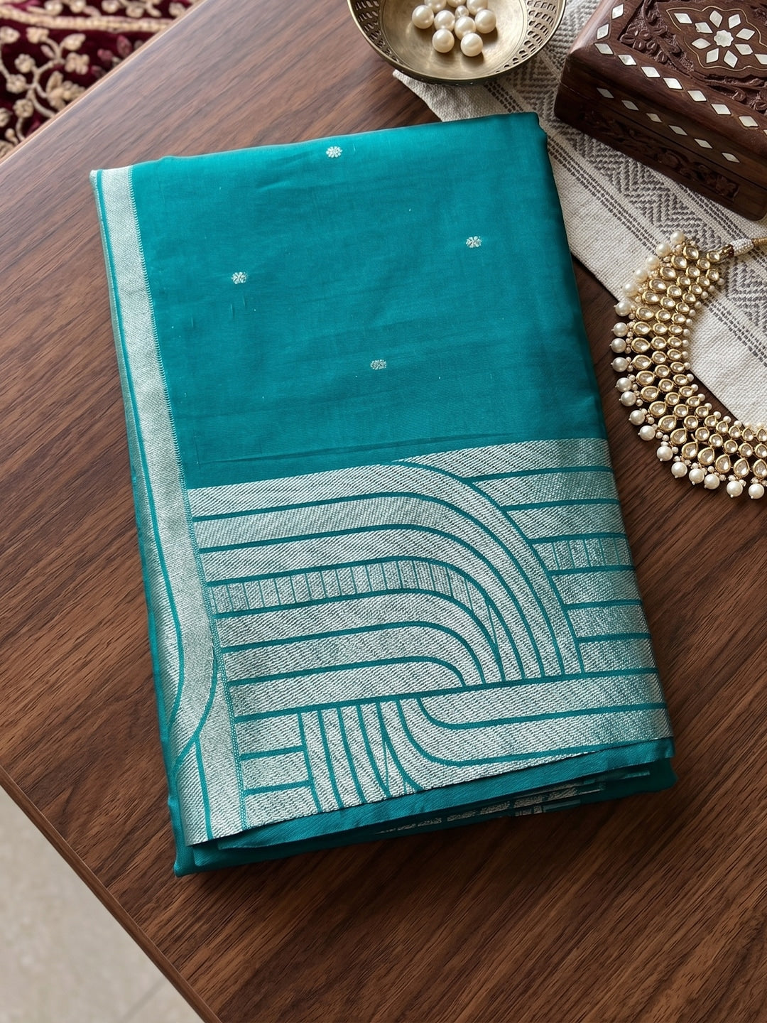 Peachmode Rama Blue Cotton Blend Woven Saree - Image 4