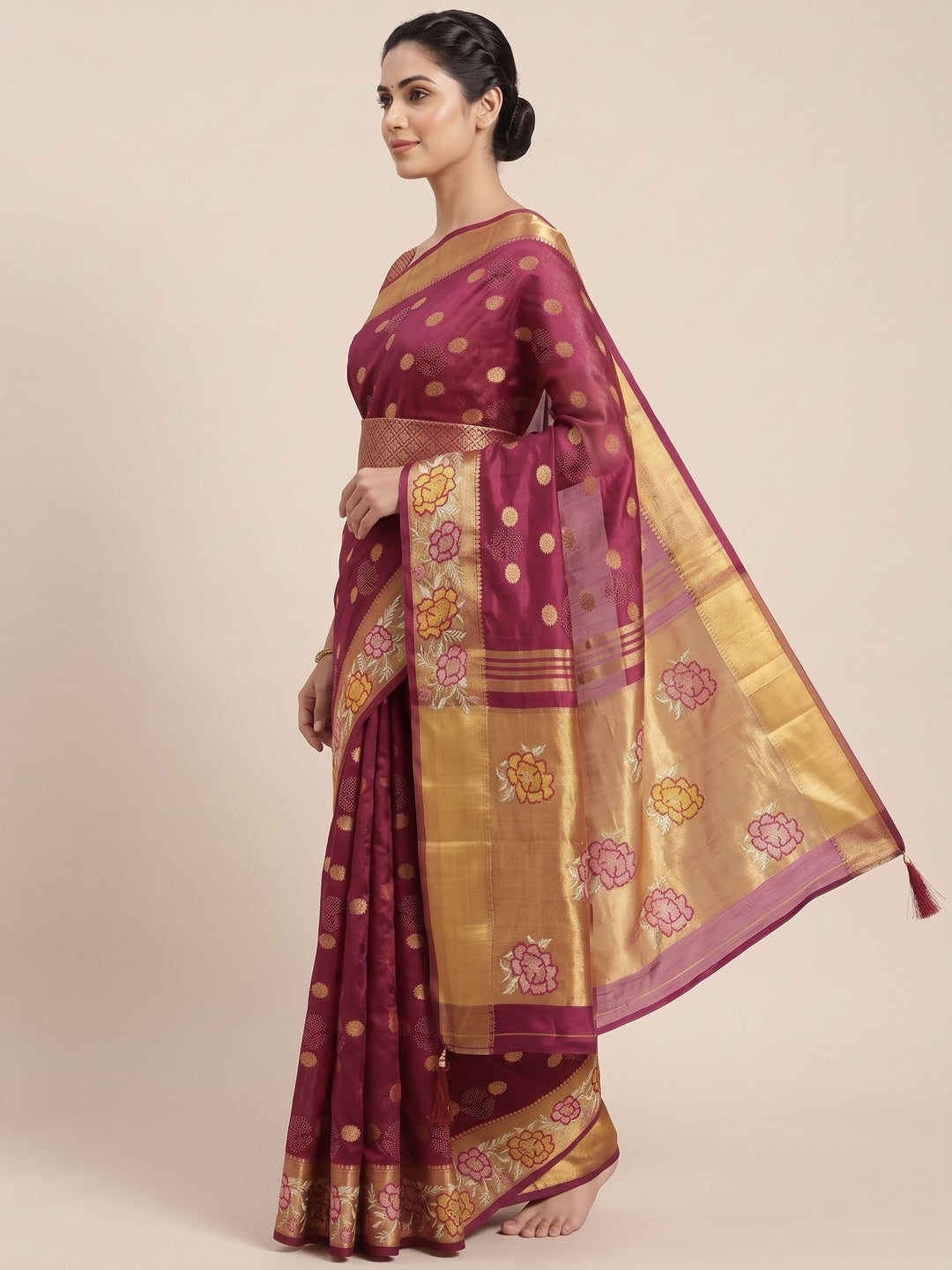 Magenta Zari Woven Jacquard Saree With Embroidery Border - Image 3
