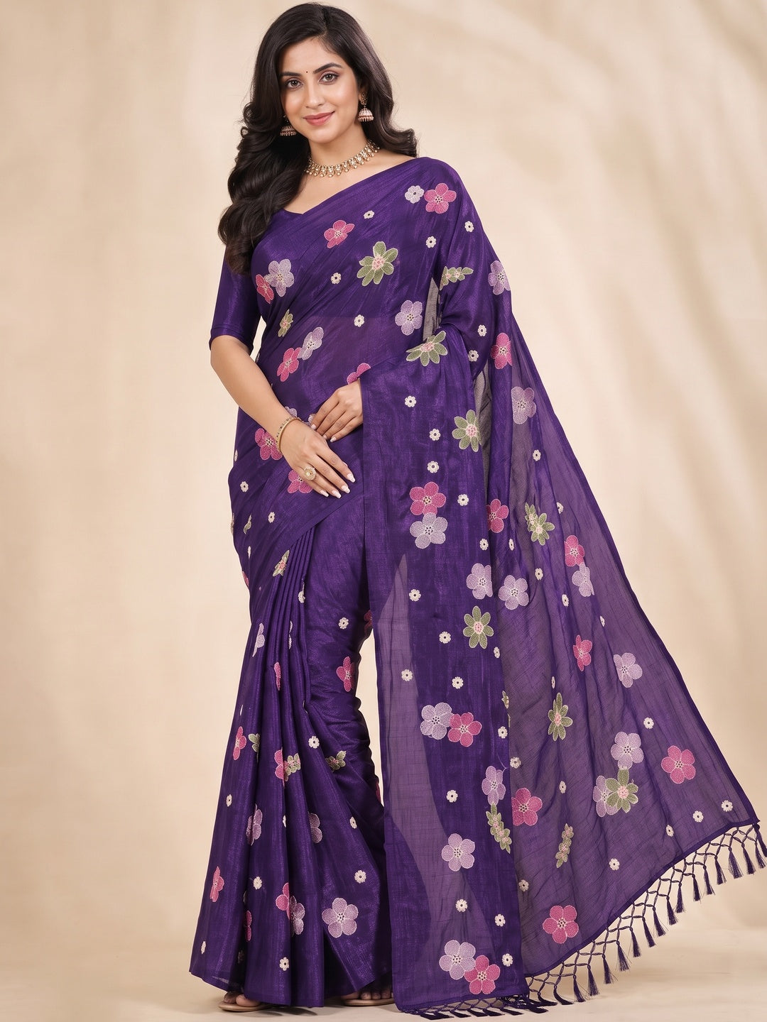 Peachmode Purple Crunchy Saree with Floral Embroidery Work - Image 4