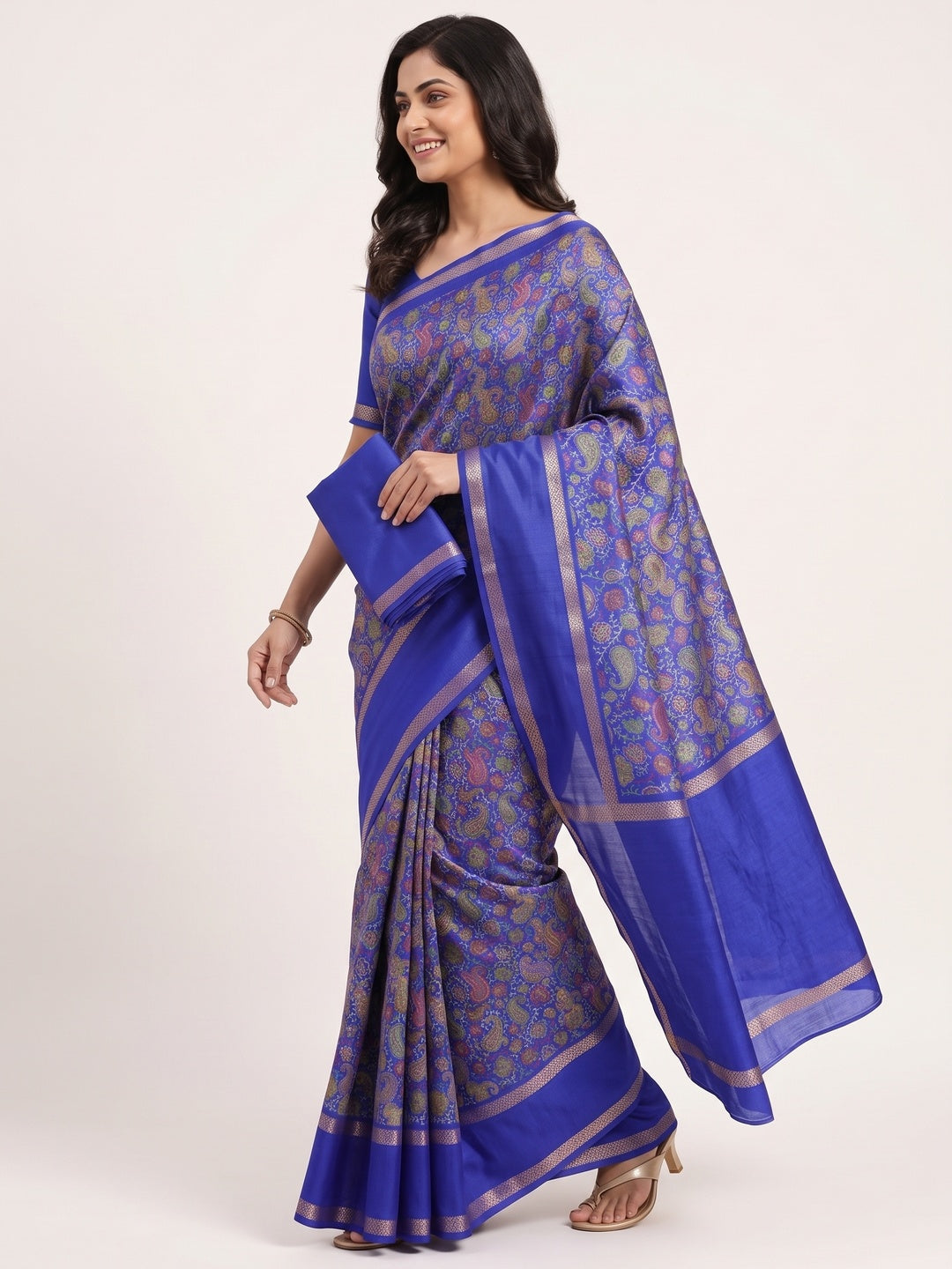 Gorgeous Blue Soft Silk Blend Saree Featuring Classic Paisley Prints for Elegant Occasions - Image 4