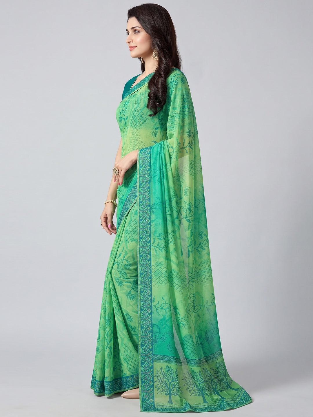 Green Floral Printed Georgette Saree - Image 4