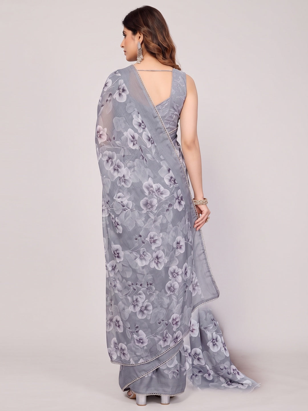 Elegant Gery Floral Printed Georgette Saree Enhanced With Delicate Lace Border Work - Image 11
