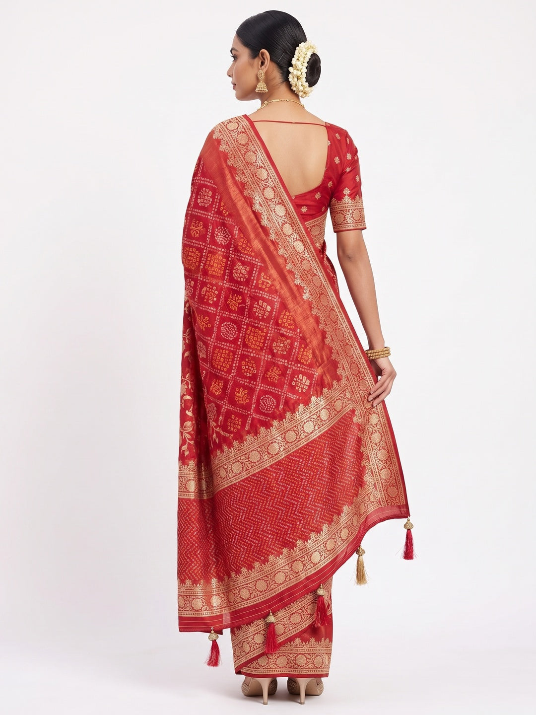 Classic Red Banarasi Jacquard Saree With Artistic Floral & Bandhani Design Weaving - Image 2