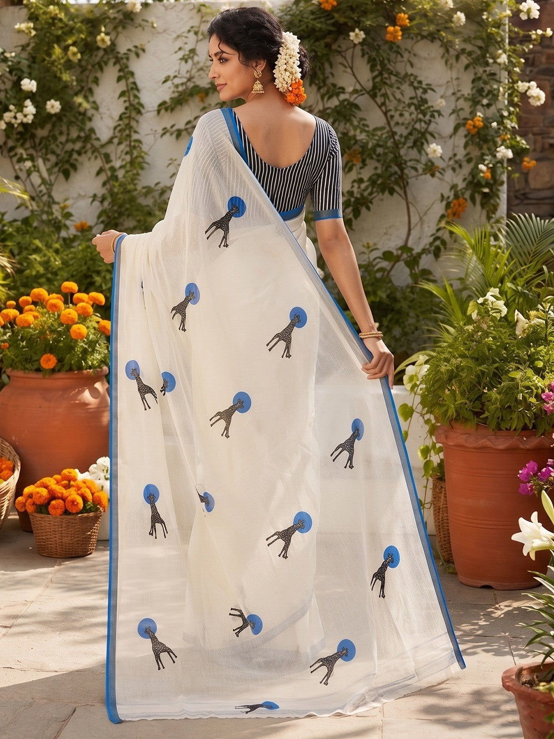 Peachmode Blue Malai Cotton Animal Digital Print Saree - Image 4
