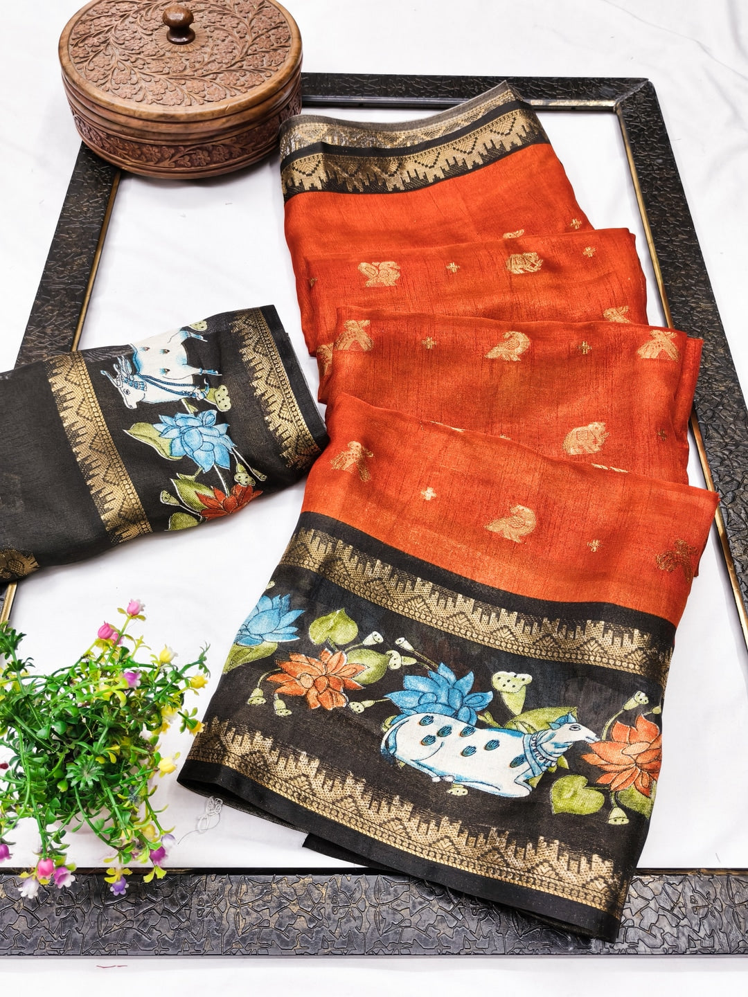Peachmode Orange Cow Motif Border Art Silk Saree - Image 3