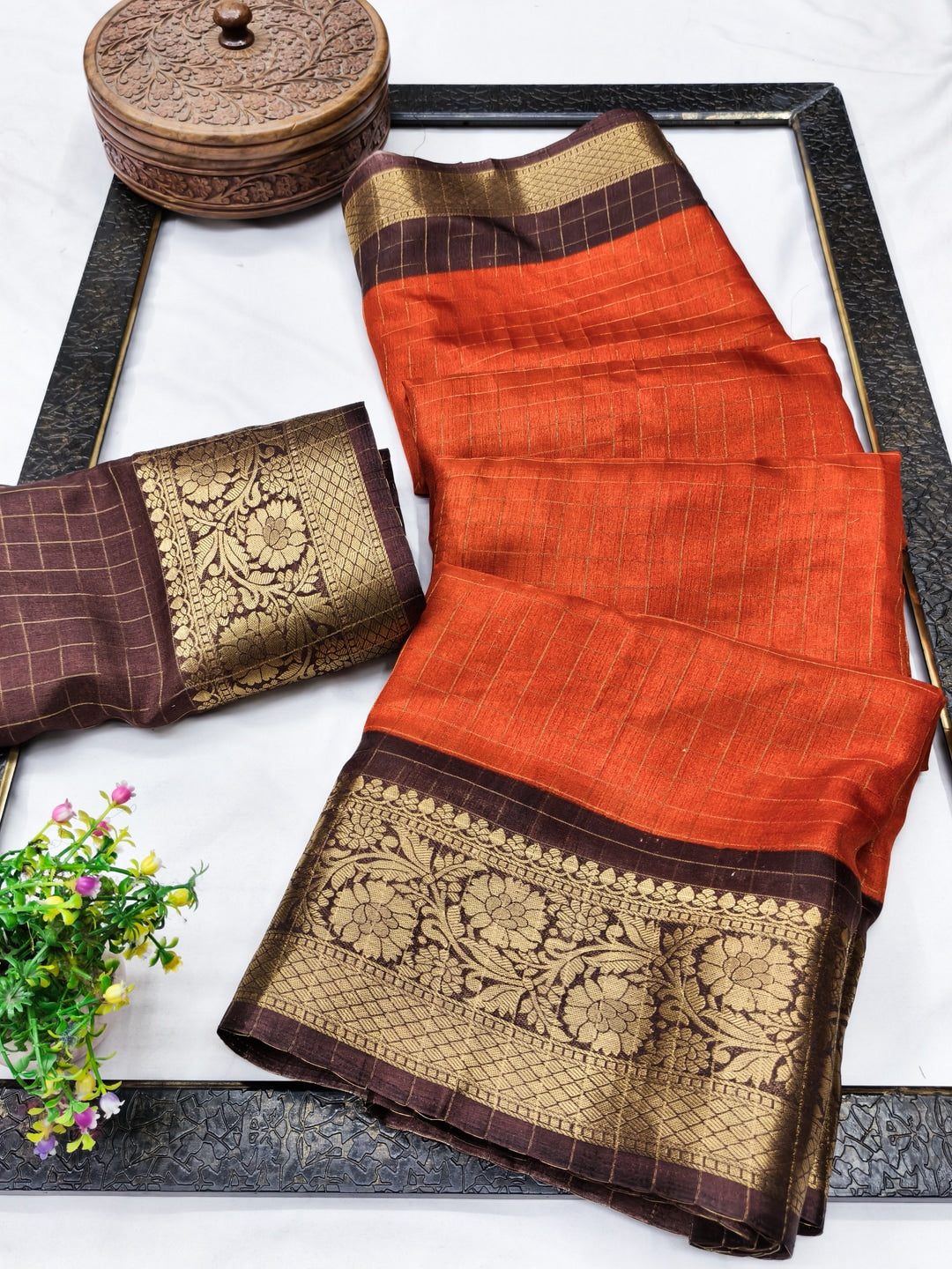 Peachmode Orange Contrast Border Art Silk Saree - Image 2