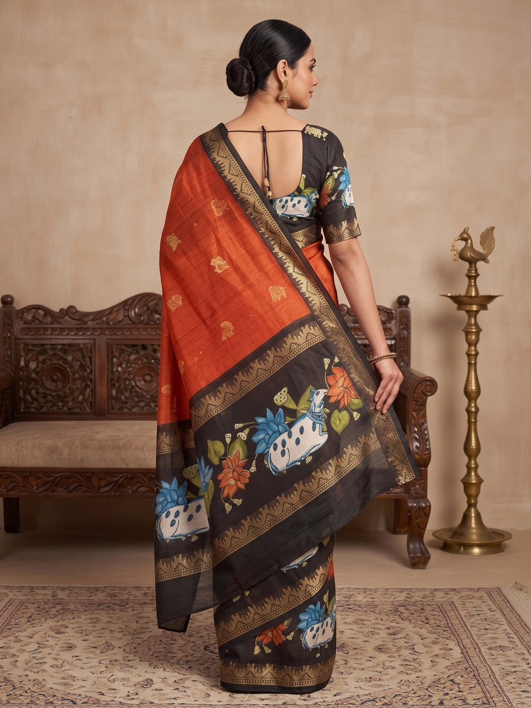 Peachmode Orange Cow Motif Border Art Silk Saree - Image 4