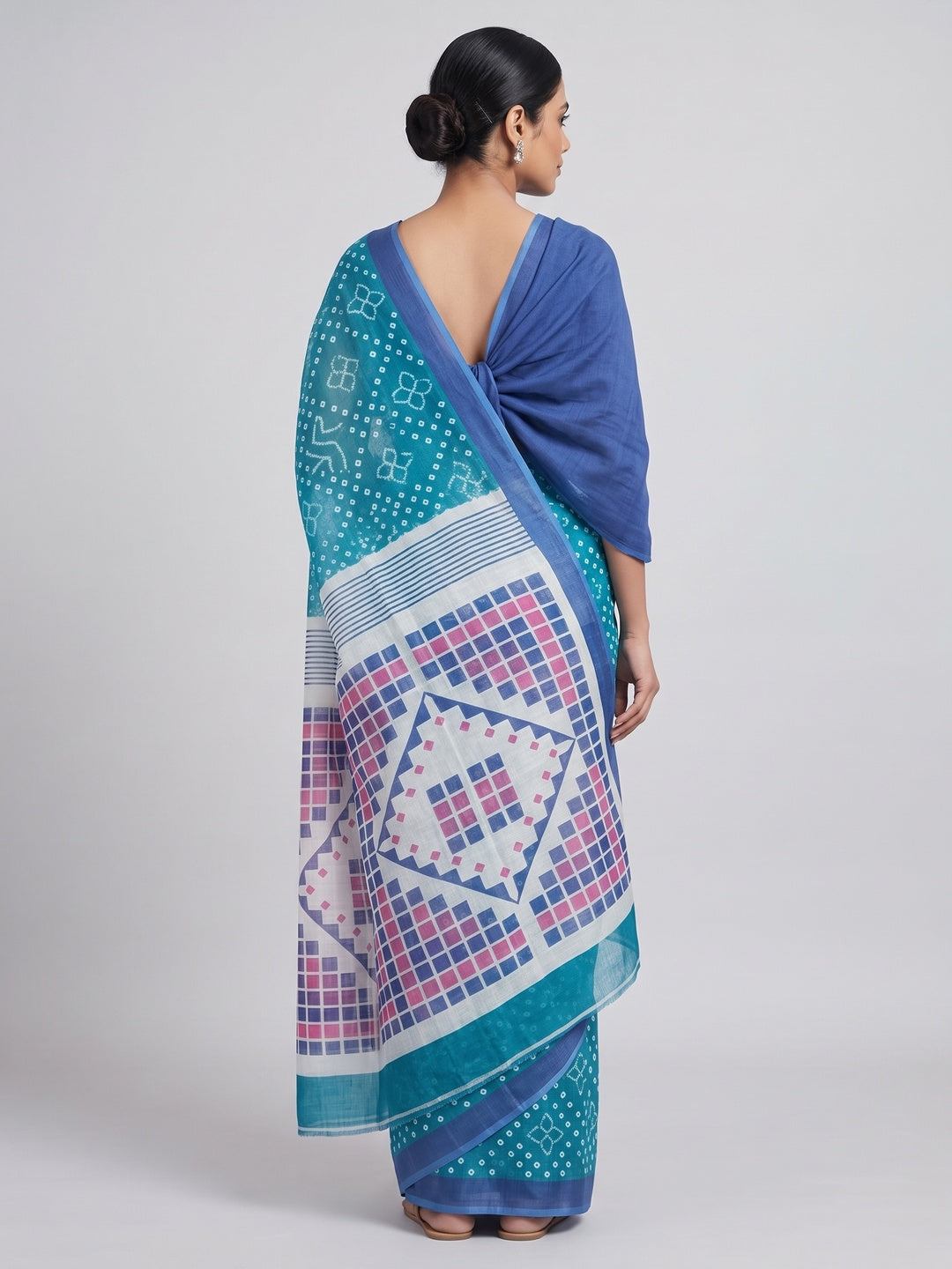 Teal Pure Linen Saree with Authentic Bandhani Print - Image 2