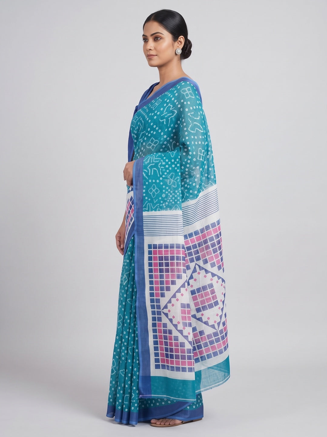 Teal Pure Linen Saree with Authentic Bandhani Print - Image 3