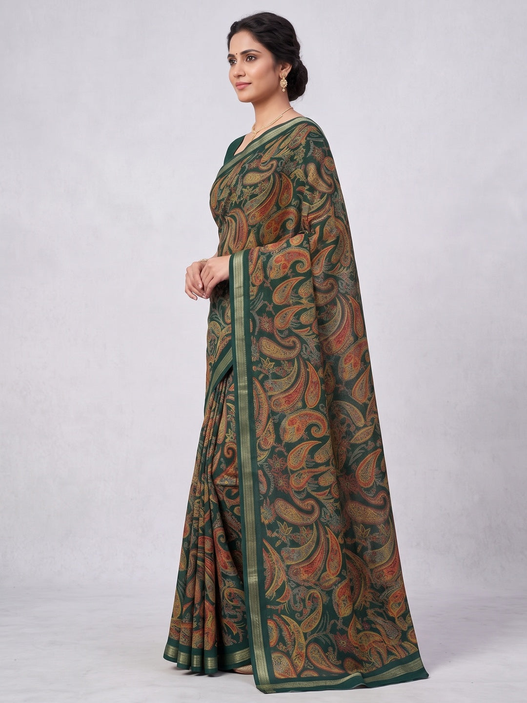 Green Cotton Blend Saree with Ethnic Kashmiri-Inspired Paisley Design - Image 3