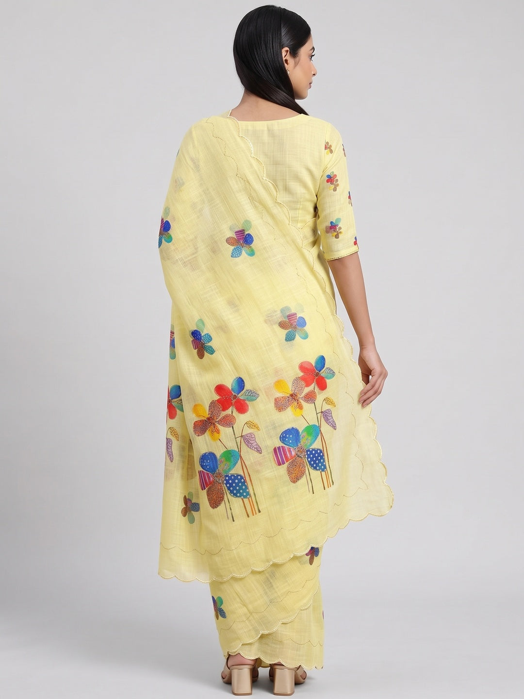 Yellow Linen Saree Featuring Floral Digital Print With Zari Outline & Cutwork Border - Image 3