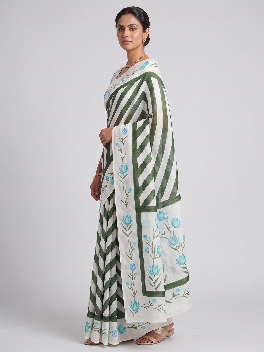 Stylish Green Digital Striped Printed Linen Saree With Delicate Floral Designs - Image 3