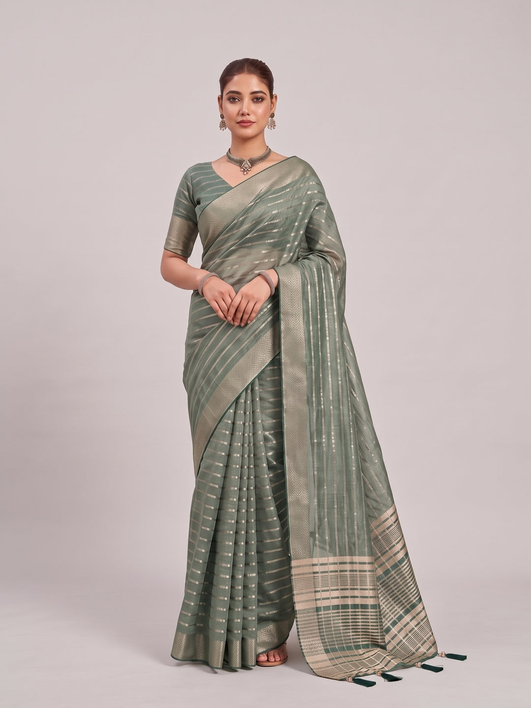 Peachmode Green Cotton Blend Saree - Image 2