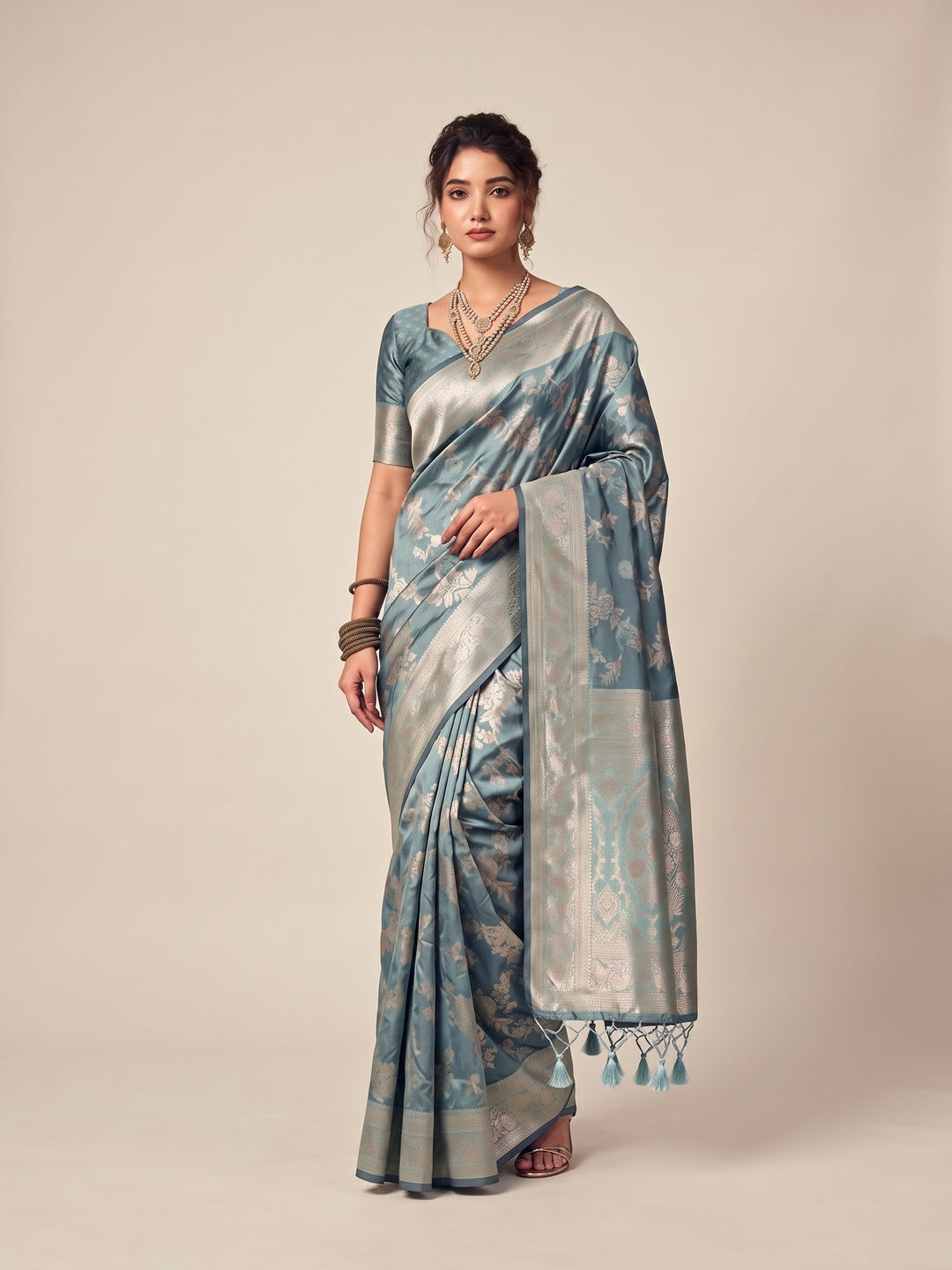 Peachmode Green Silk Blend Saree - Image 2