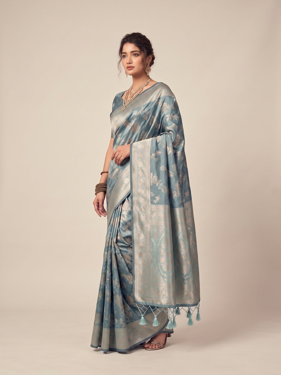 Peachmode Green Silk Blend Saree - Image 3