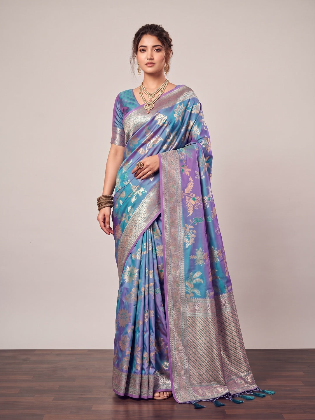 Peachmode Blue Silk Blend Saree - Image 2