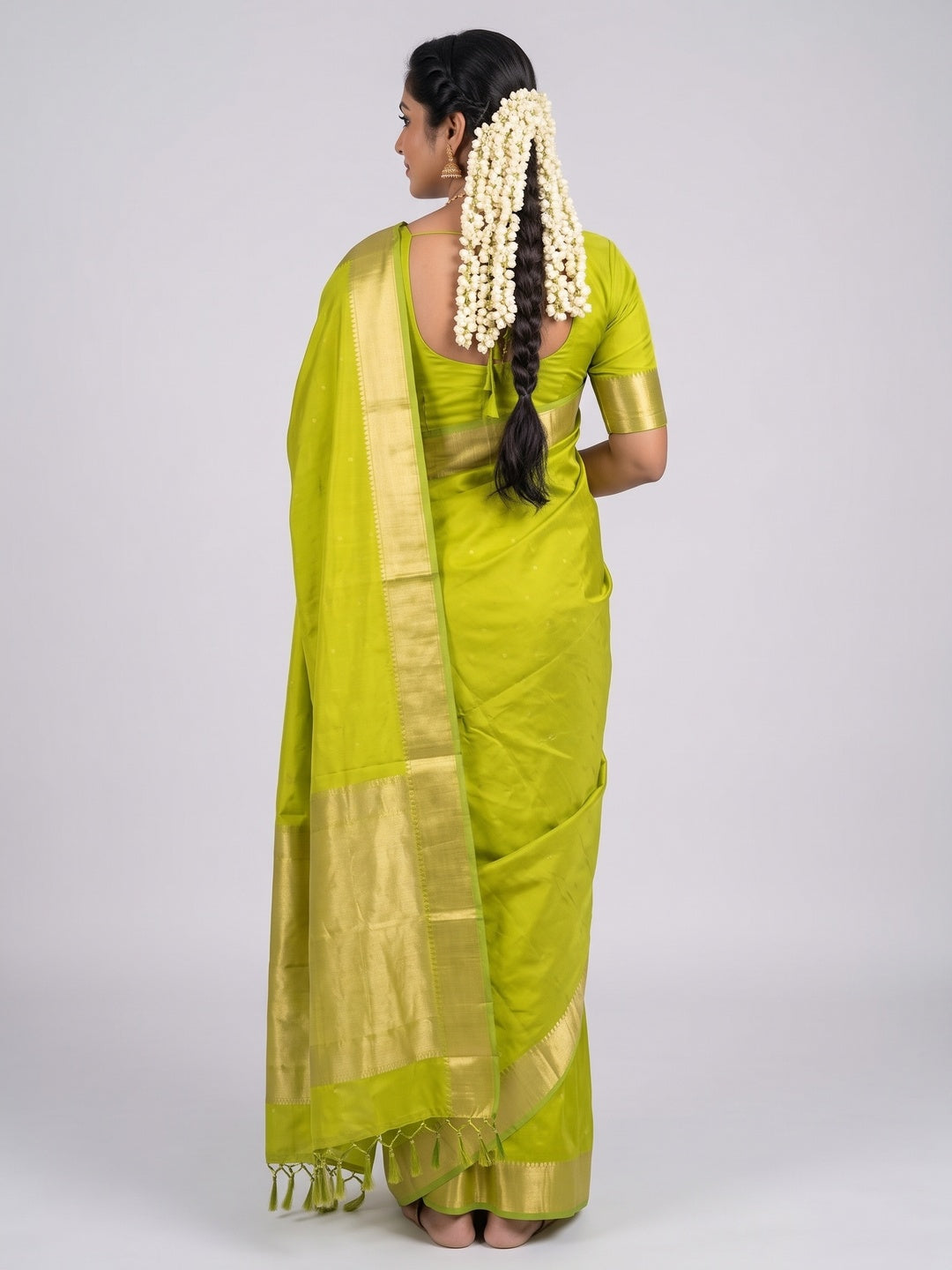 Majestic Parrot Green Horse Motif Woven Soft Silk Blend Saree With Designer Tassel Pallu - Image 2