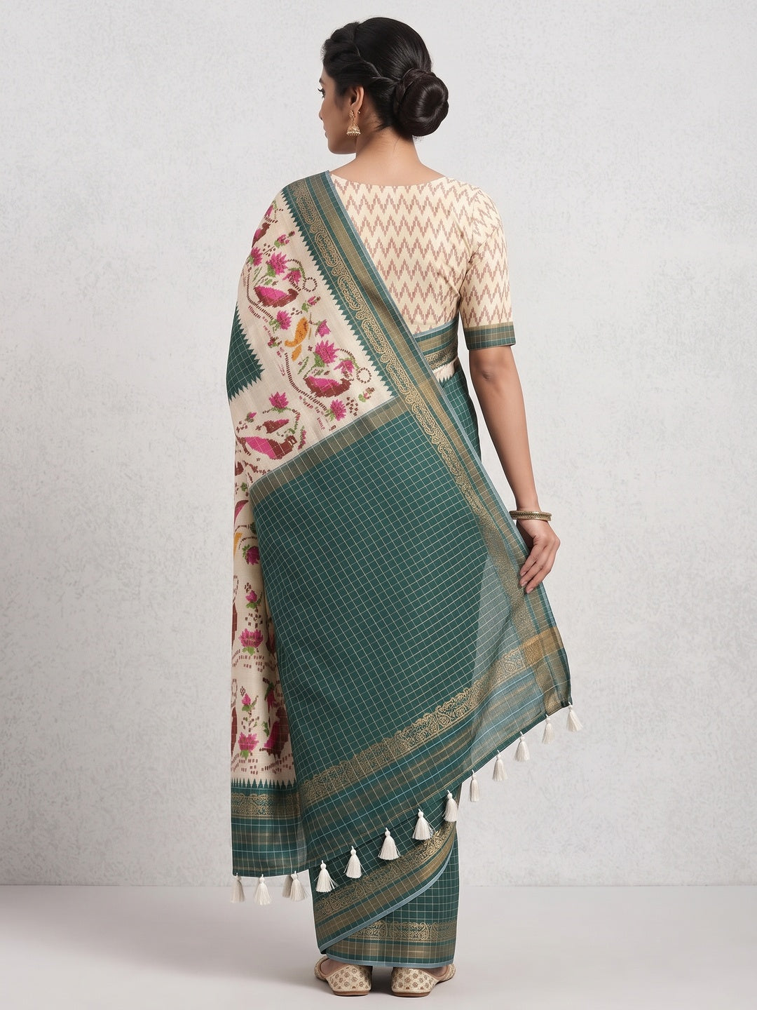 Peachmode Green Digital Printed Malai Cotton Saree - Image 2