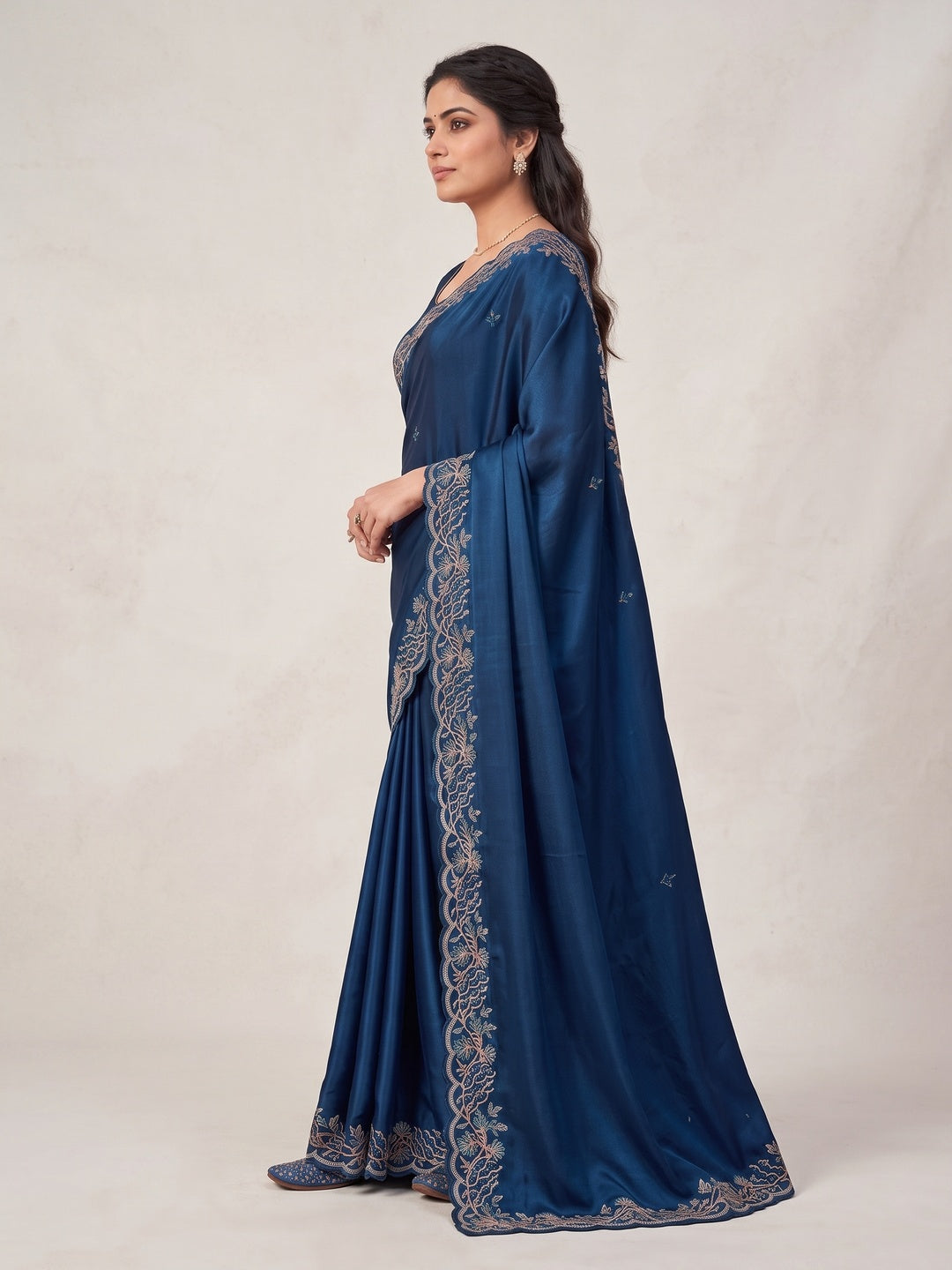 Peachmode Navy Blue Floral Embroidered Fandy Satin Saree - Image 5
