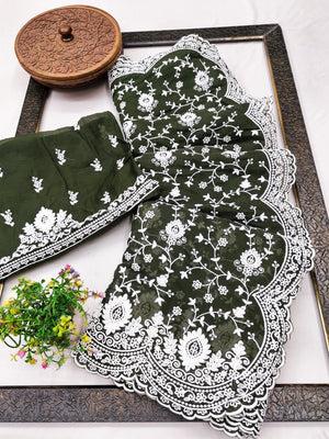 Peachmode Green Floral Embroidered Mul Chanderi Saree - Image 2