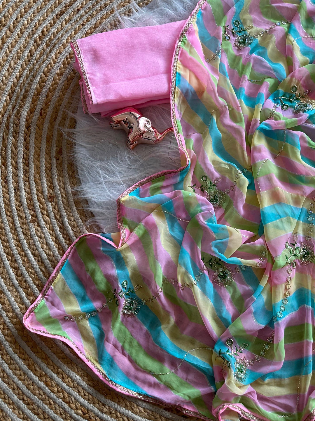 Peachmode Pink Multicolor Hand Work Lehariya Georgette Saree - Image 2