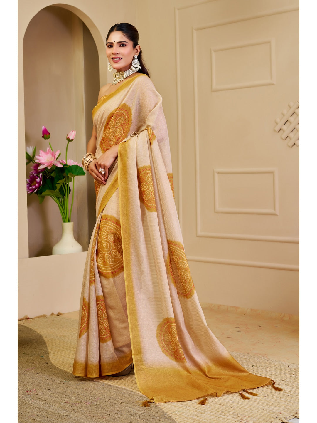 Peachmode Cream Pure Cotton Saree - Image 2