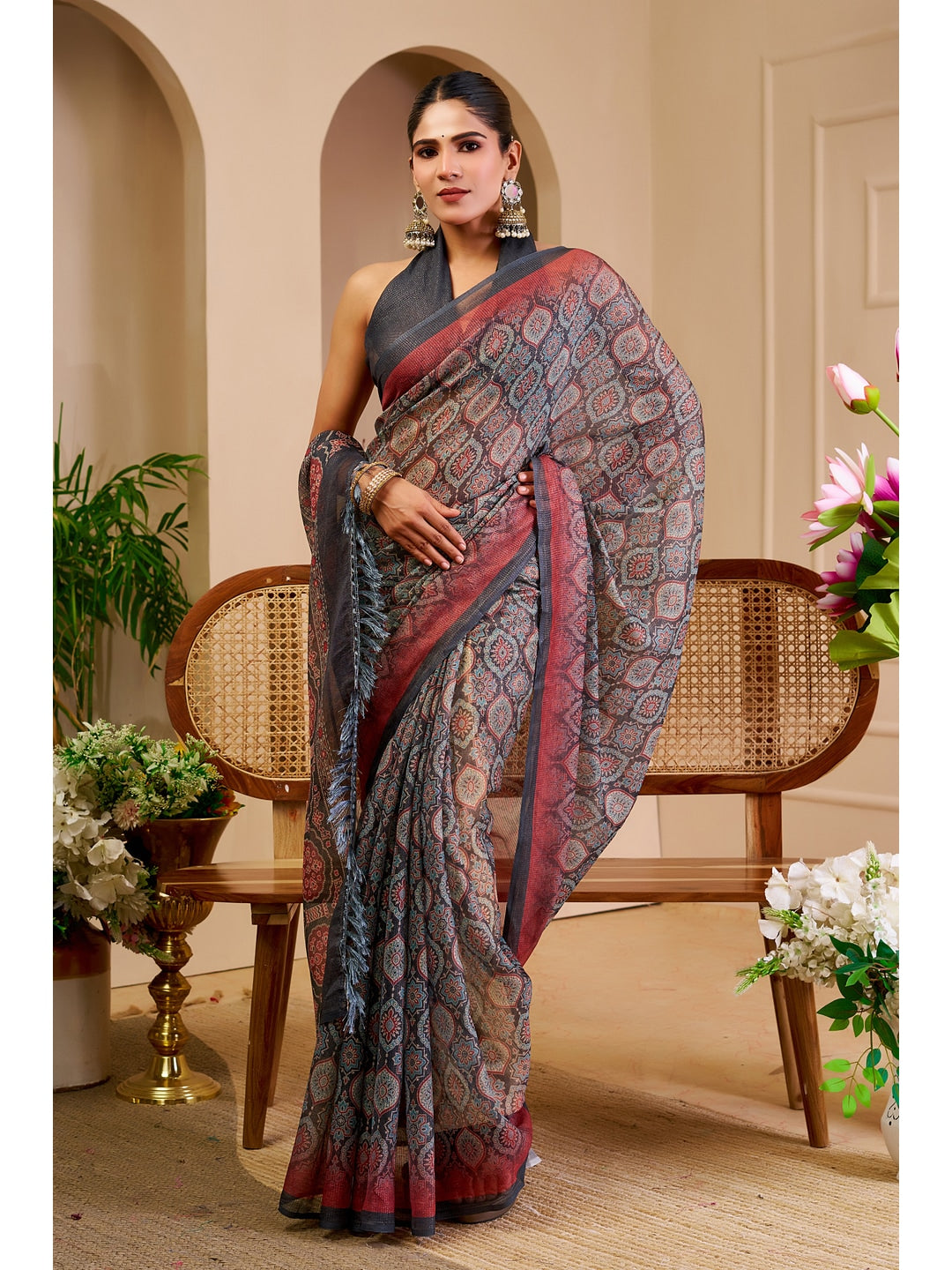 Peachmode Red & Grey Pure Cotton Saree - Image 3