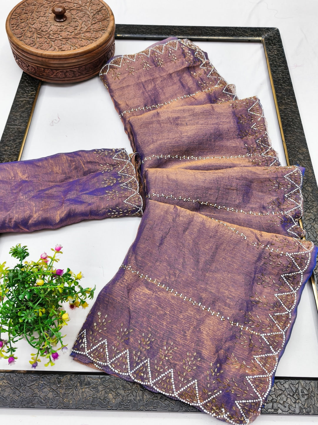 Peachmode Mauve Fendi Chiffon Embellished Saree - Image 3