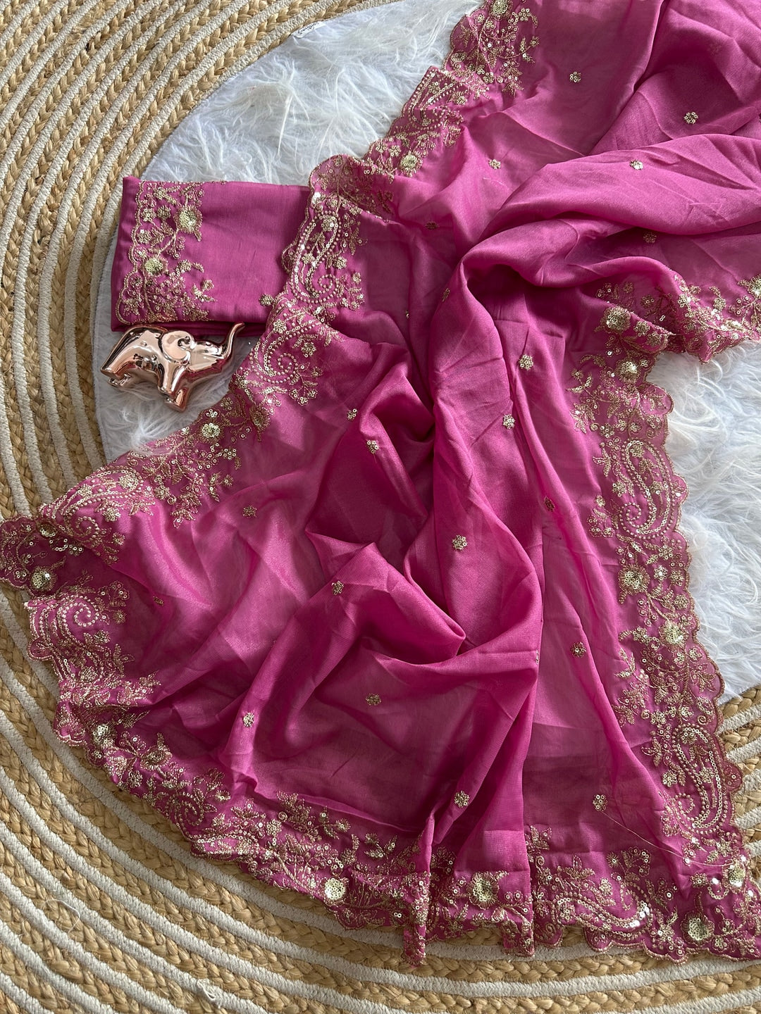 Peachmode Onion Pink Sequin Embroidered Georgette Saree - Image 2