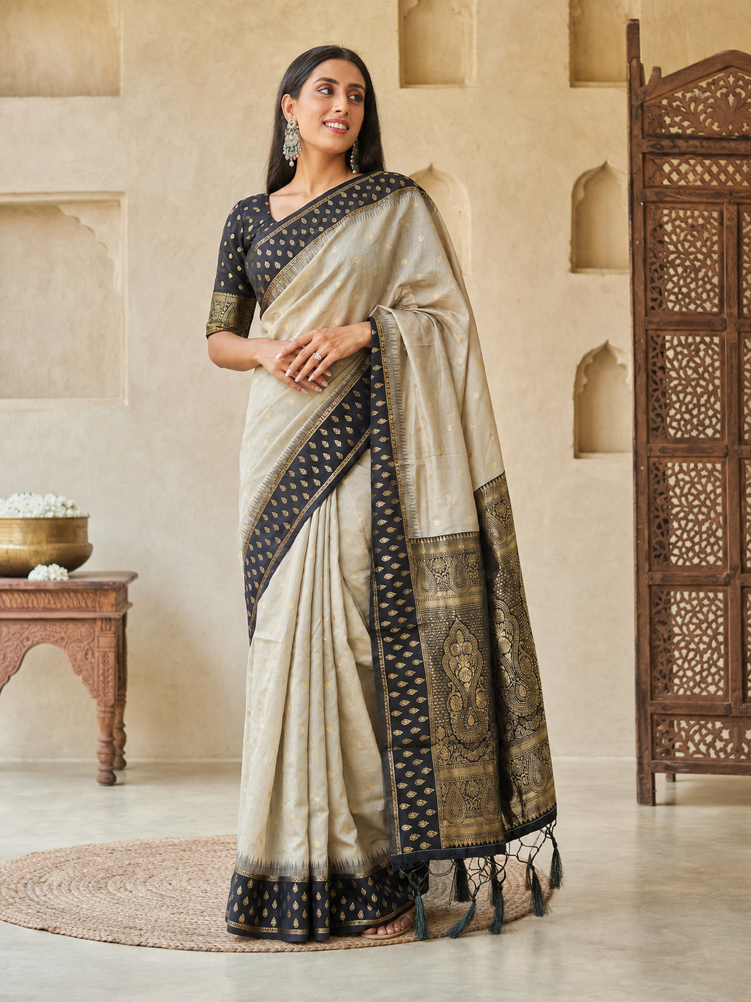 Peachmode Beige Black Woven Border Cotton Saree - Image 5