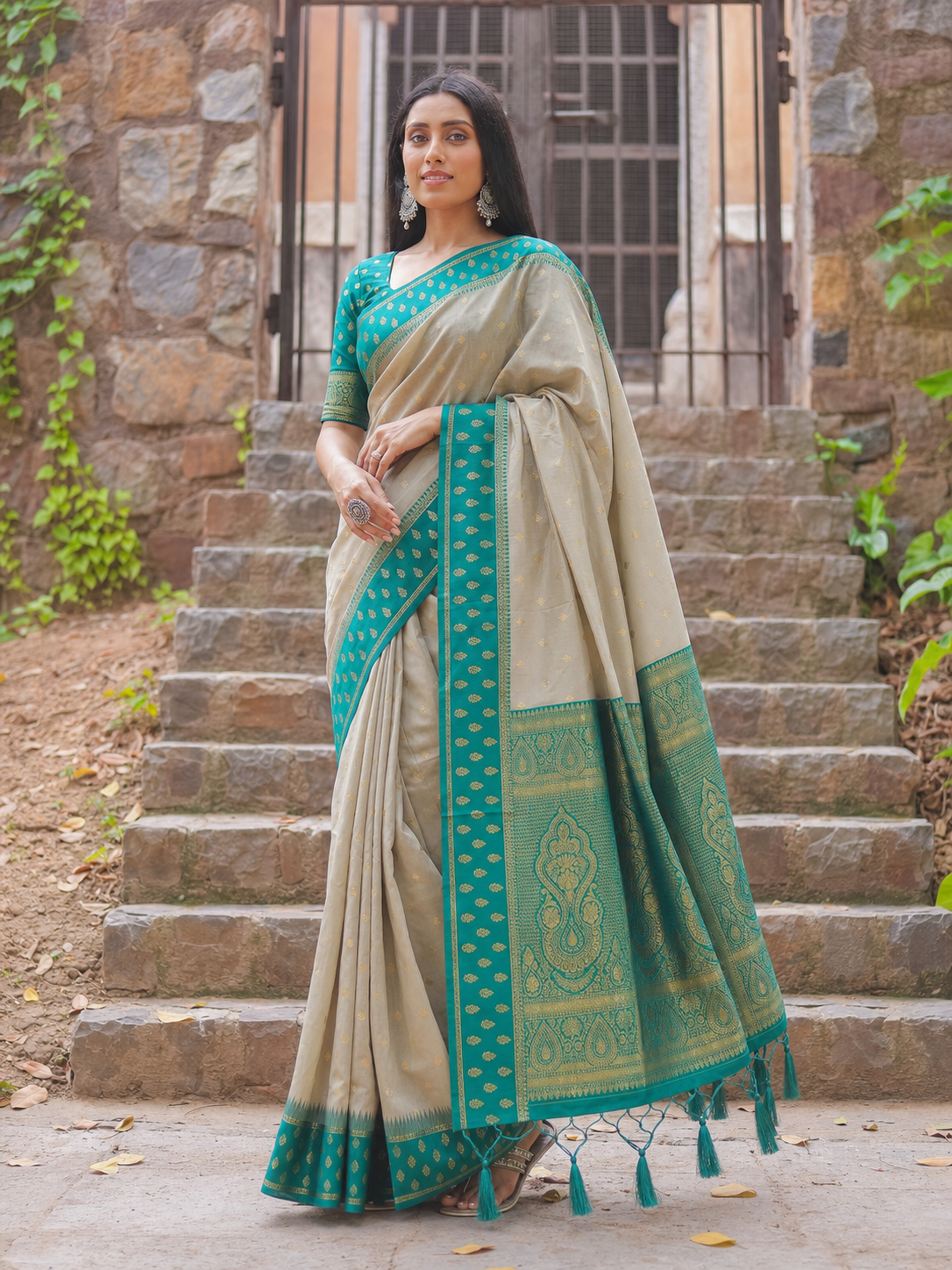 Peachmode Beige Teal Woven Border Cotton Saree - Image 5