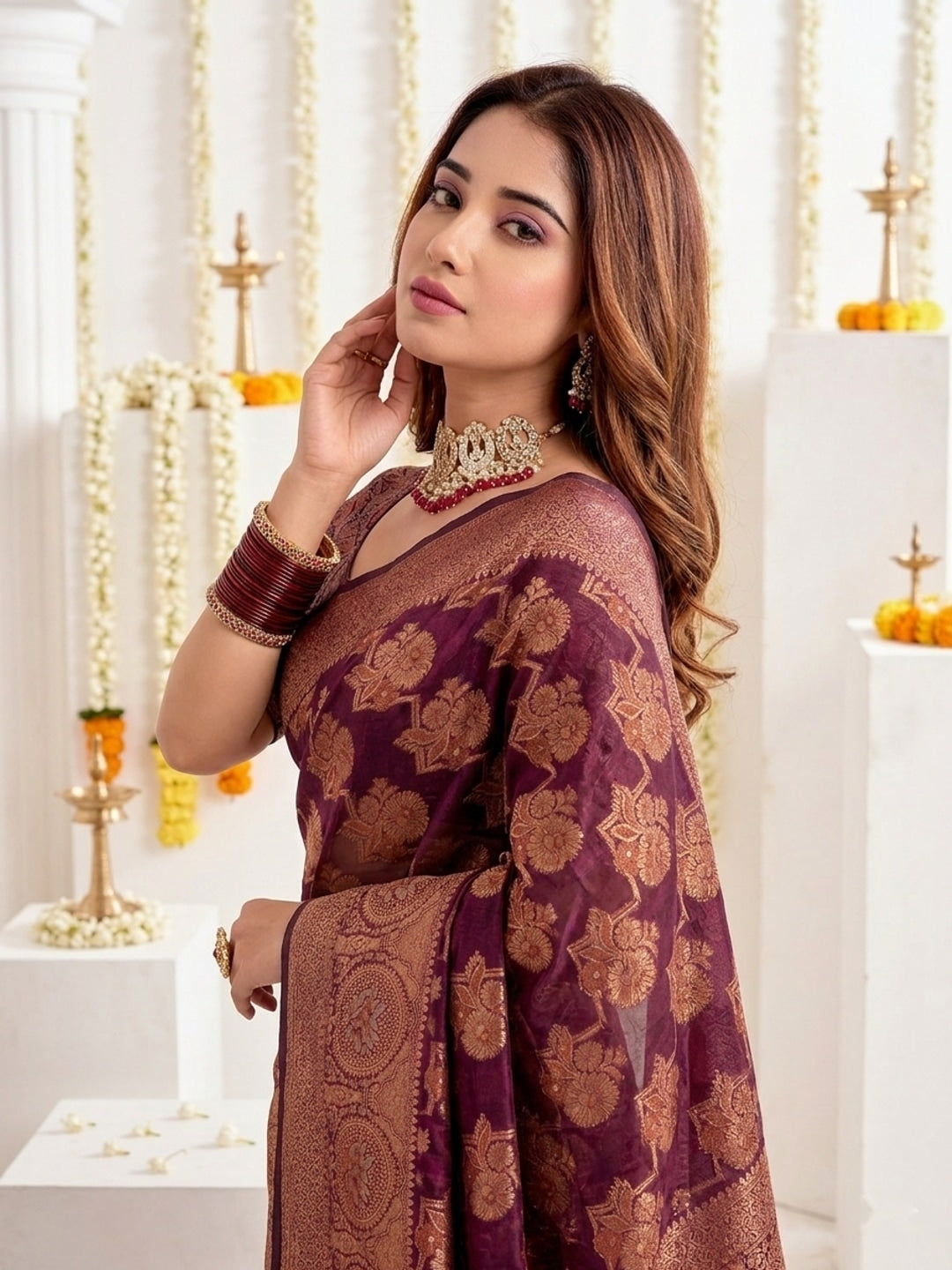Peachmode Red Zari Woven Banarasi Silk Blend Saree - Image 2