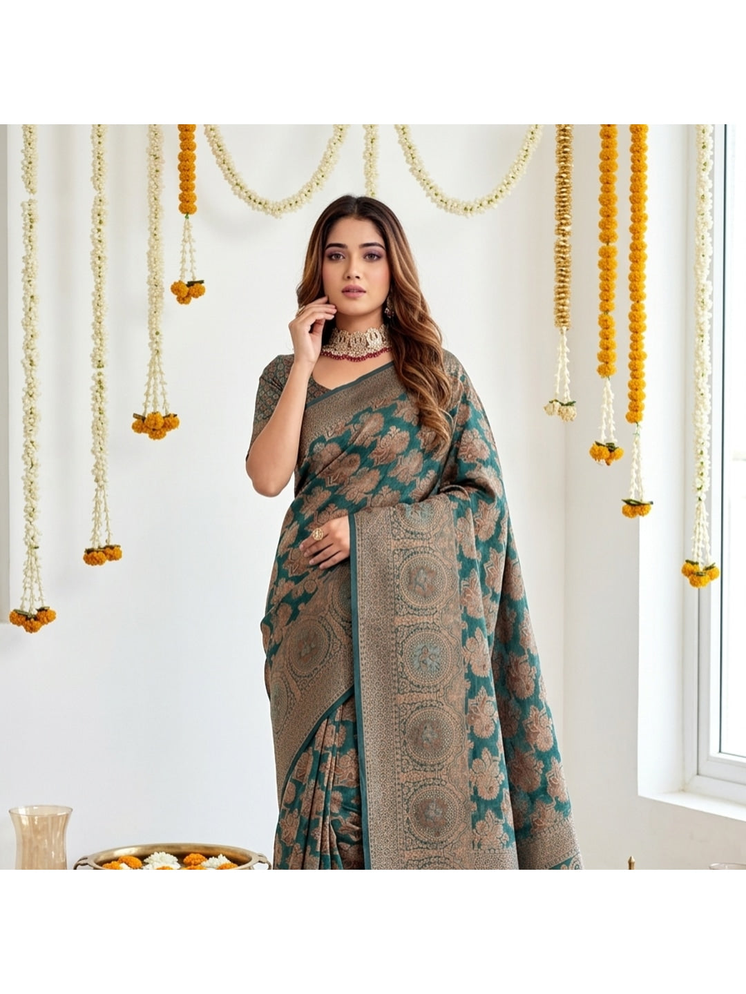 Peachmode Blue Zari Woven Banarasi Silk Blend Saree - Image 4