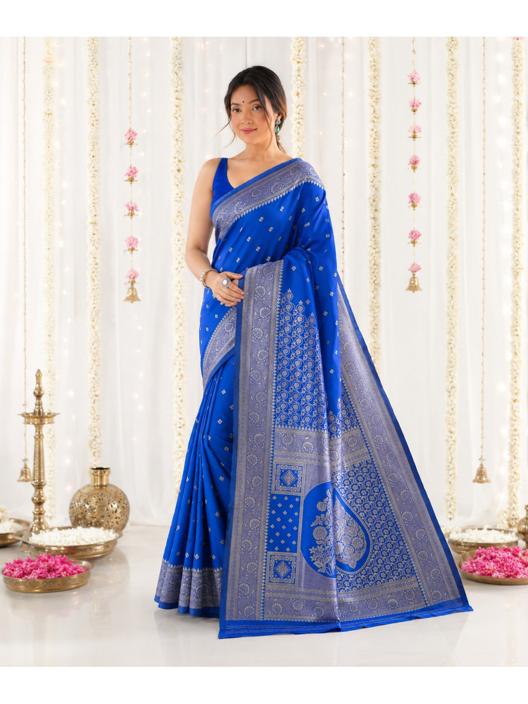 Peachmode Blue Jacquard Woven Kanchipuram Lichi Silk Saree - Image 1