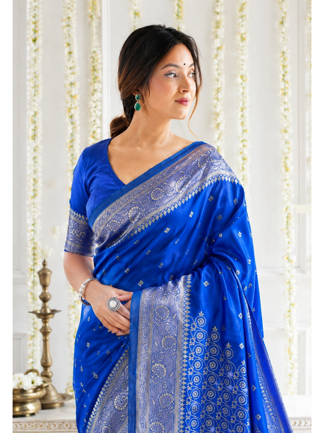 Peachmode Blue Jacquard Woven Kanchipuram Lichi Silk Saree - Image 2