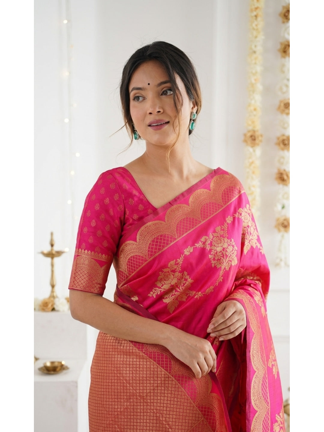 Peachmode Rani Pink Jacquard Woven Kanchipuram Lichi Silk Saree - Image 5