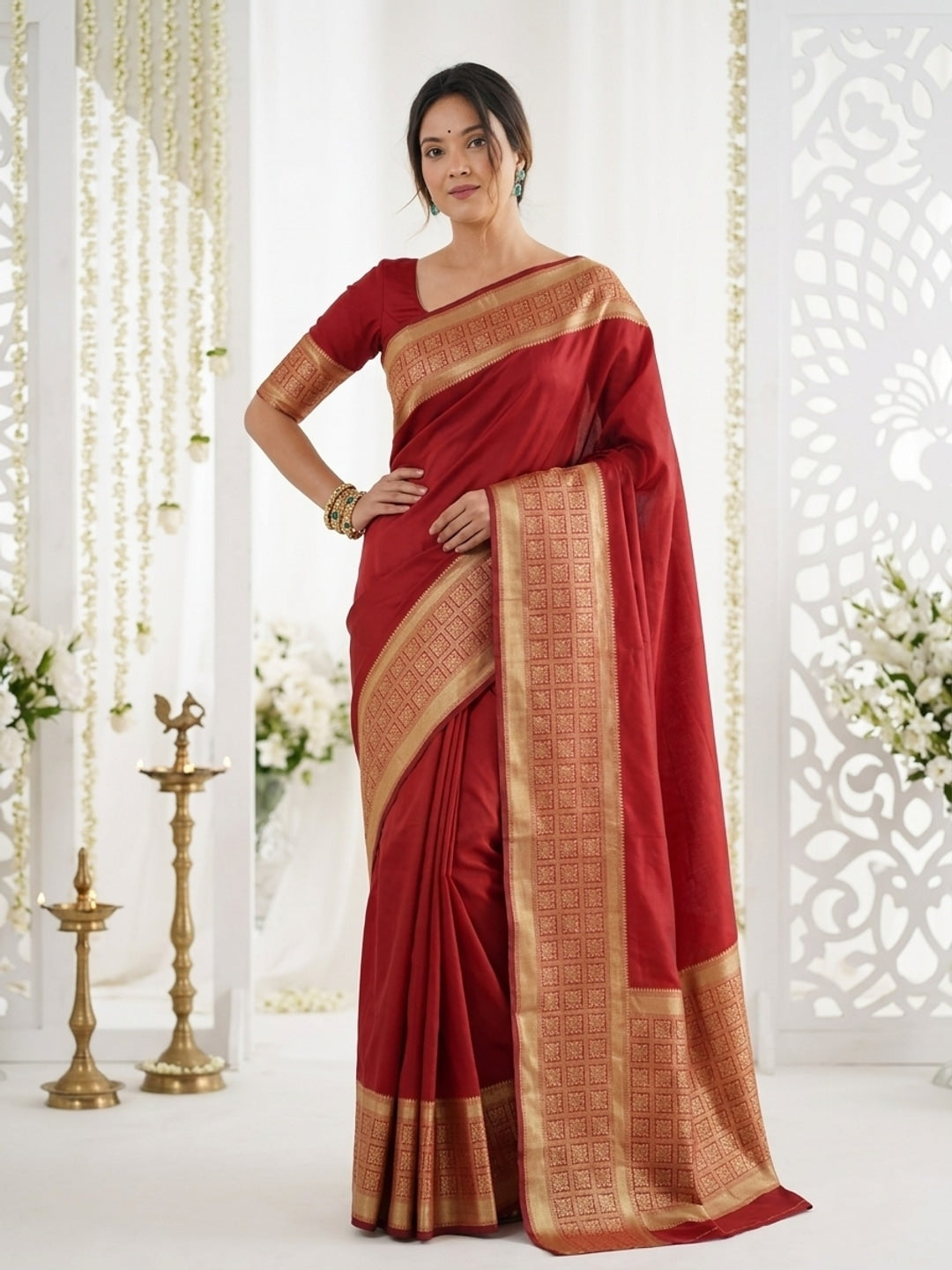Peachmode Red Jacquard Woven Kanchipuram Lichi Silk Saree - Image 1