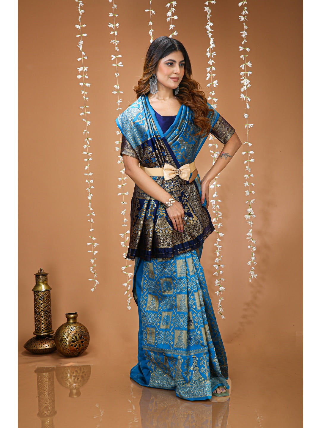 Peachmode Ferozi Jacquard Woven Soft Lichi Silk Kanchipuram Saree - Image 4