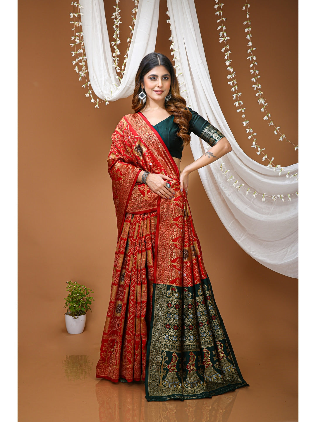 Peachmode Red Jacquard Woven Soft Lichi Silk Kanchipuram Saree - Image 4