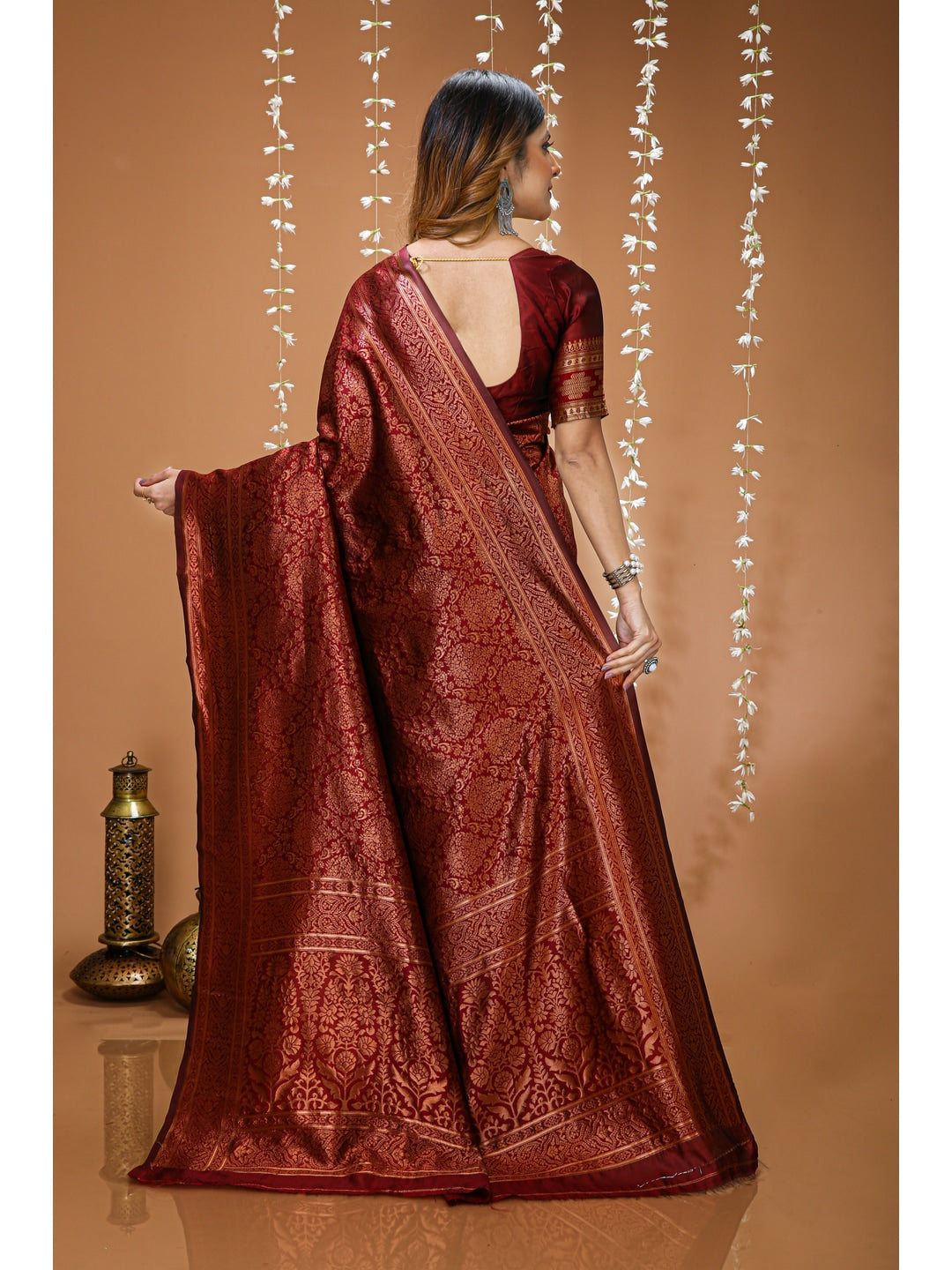 Peachmode Red Jacquard Woven Soft Lichi Silk Kanchipuram Saree - Image 3